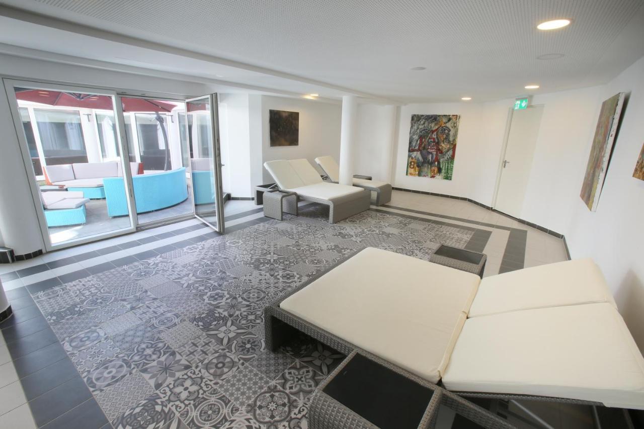 25H Spa-Residenz Pools In & Out, Private Garden & Beach Neusiedl am See Dış mekan fotoğraf